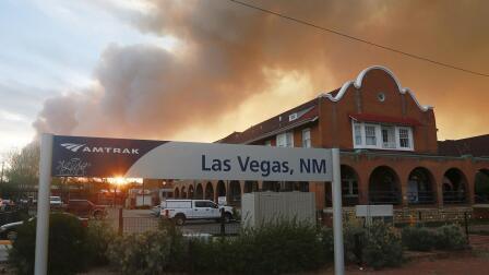 New Mexico struggles against raging wildfires