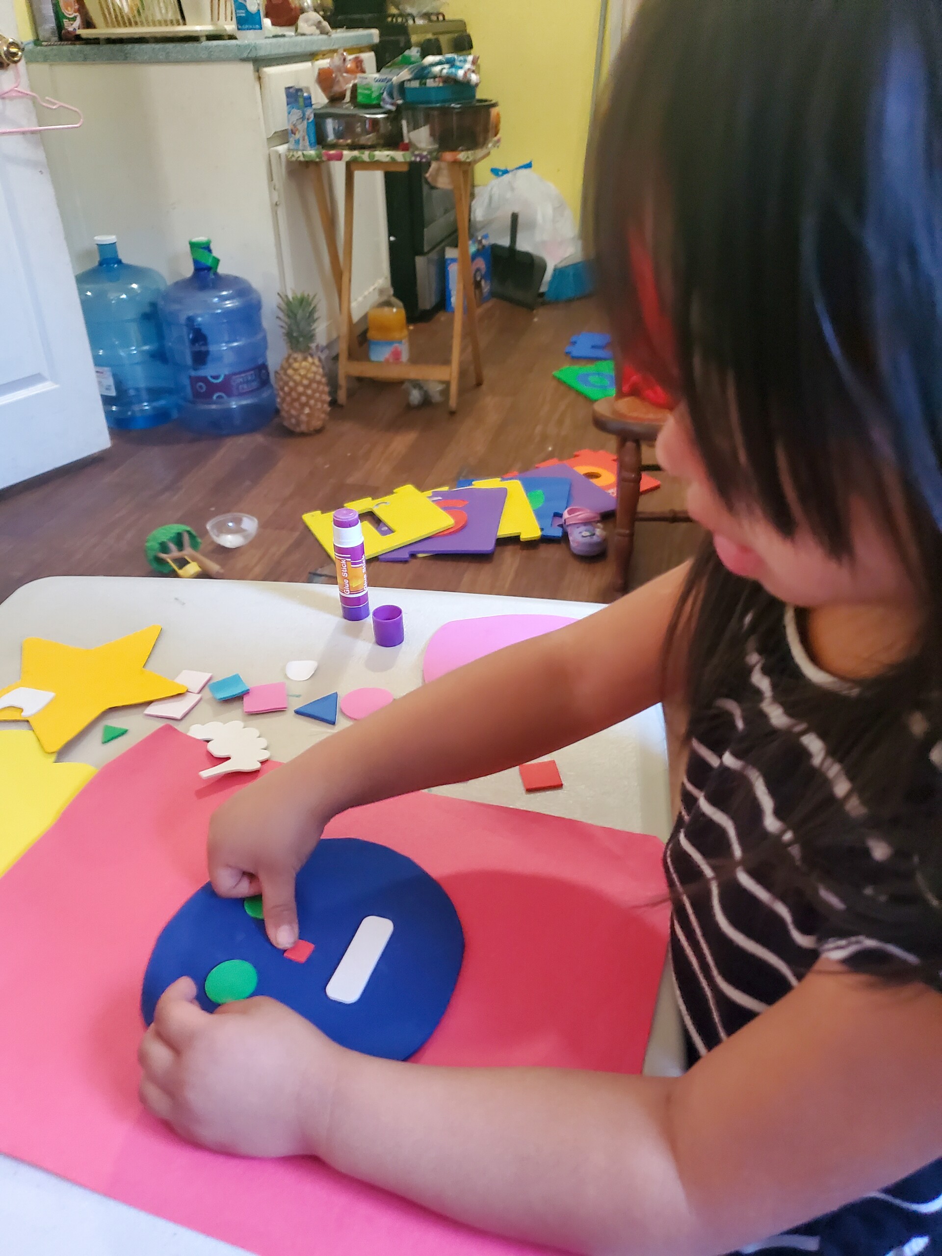 shape hunt family math activity