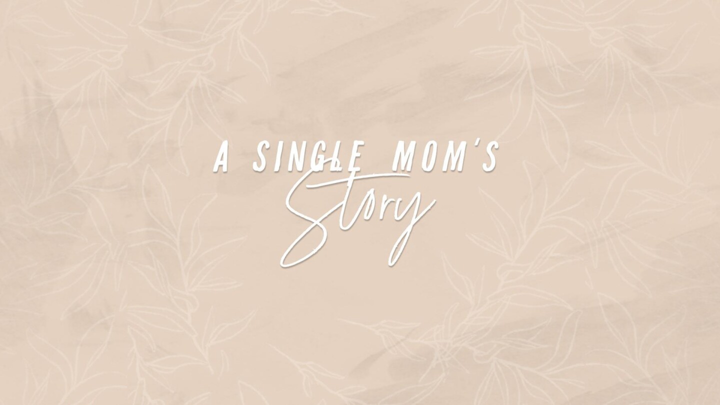 Title card for "Roadtrip Nation: A Single Mom's Story."