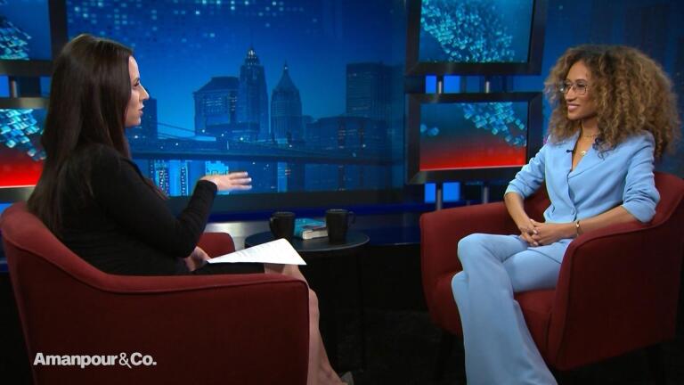 Elaine Welteroth Discusses her Memoir "More Than Enough"