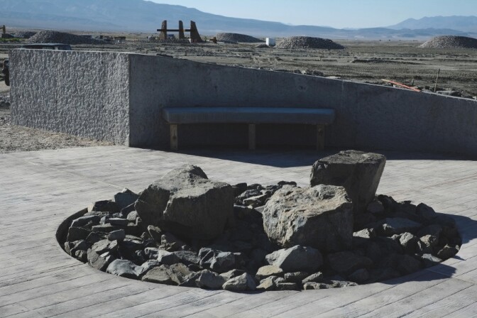 18_owens_lake_land_art_nuvis_ladwp.jpg