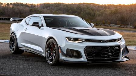 2018 Chevrolet Camaro ZL1 1LE & 2018 BMW X3