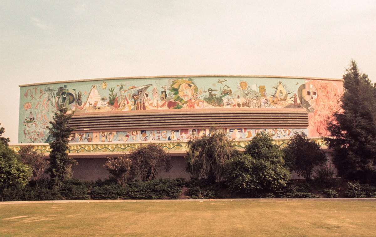 Roberto Chavez "The Path to Knowledge and the False University," 1974 | Manuel Delgadillo Murales Rebeldes