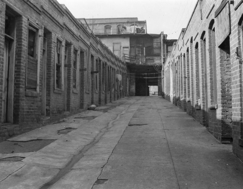 "Cribs" in Los Angeles' Chinatown