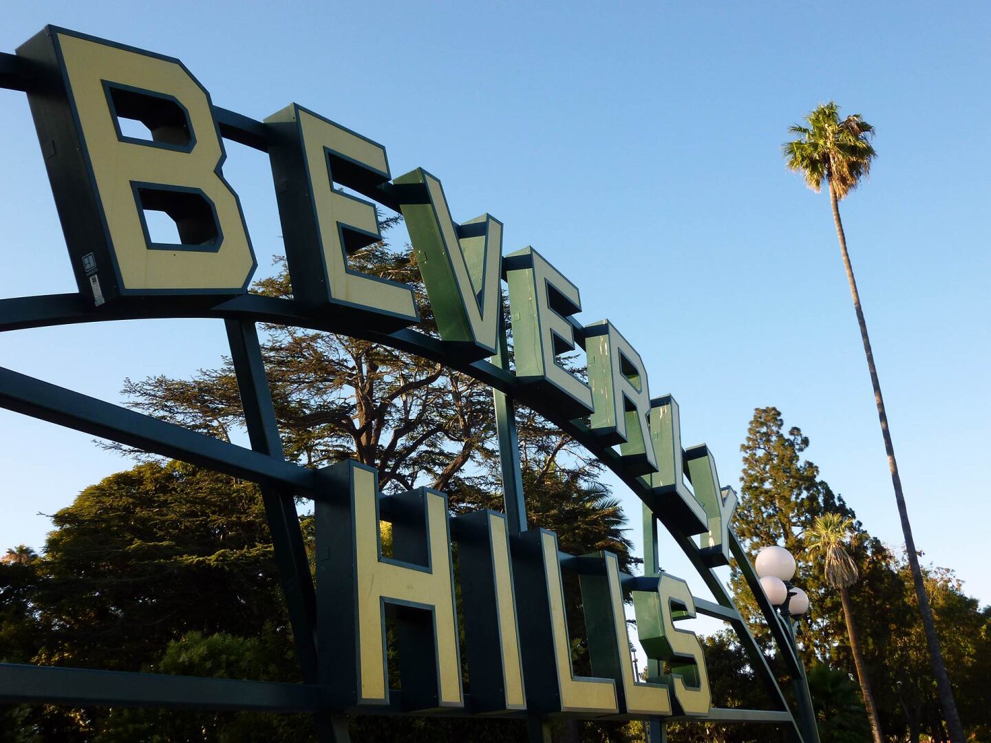 Beverly Hills Sign | Sandi Hemmerlein