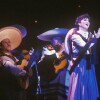 Singer Linda Ronstadt belts out songs in Spanish from her "Canciones de Mi Padre" album at a 1988 Los Angeles, California concert. | George Rose/Getty Images