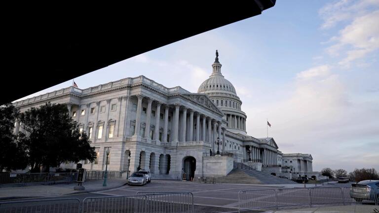 Republicans block COVID aid as cases rise in Washington