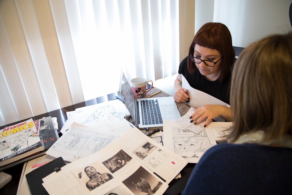 Isabel Quintero working on PhotoGRAPHIC: © J. Paul Getty Trust | Sarah Waldorf - Graciela Iturbide exhibition PST LA/LA