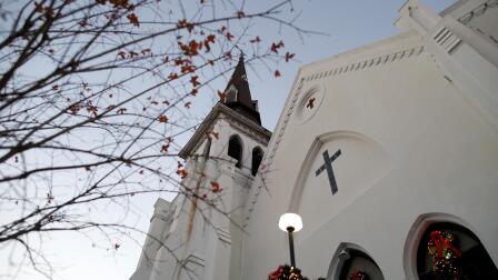News Wrap: Dylann Roof insists he’s not mentally ill