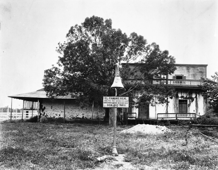 El Camino Real bell in front of Pio Pico's house