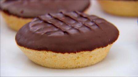 What is a Jaffa Cake?