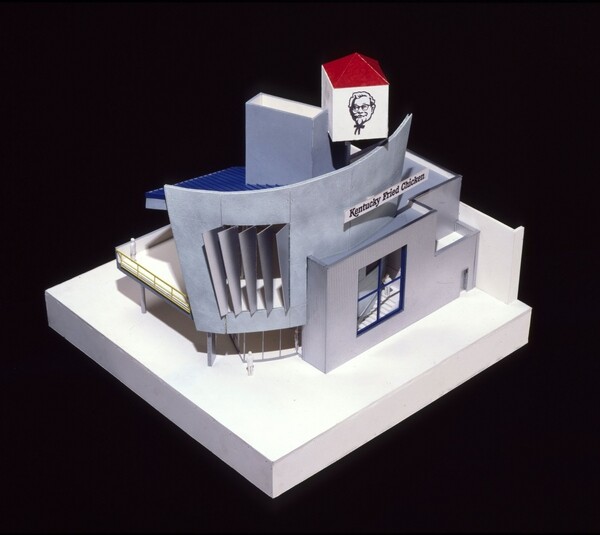 Kentucky Fried Chicken by Grinstein/Daniels Inc., 1990 | Courtesy of the Getty Trust.
