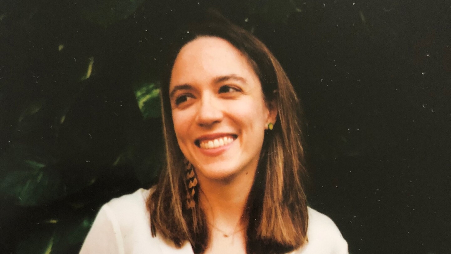 Elisa Wouk Almino | Melissa Golinsky