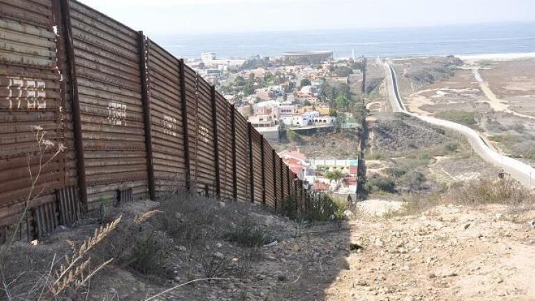 U.S. and Mexico reach agreement, avoid tariffs