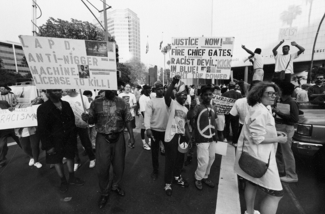 Protesters during 1992 L.A. riots | Courtesy the Gary Leonard Collection/Los Angeles Public Library