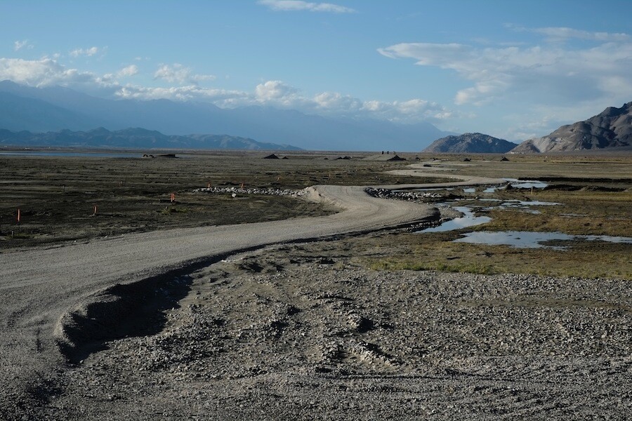 37_owens_lake_land_art_nuvis_ladwp.jpg