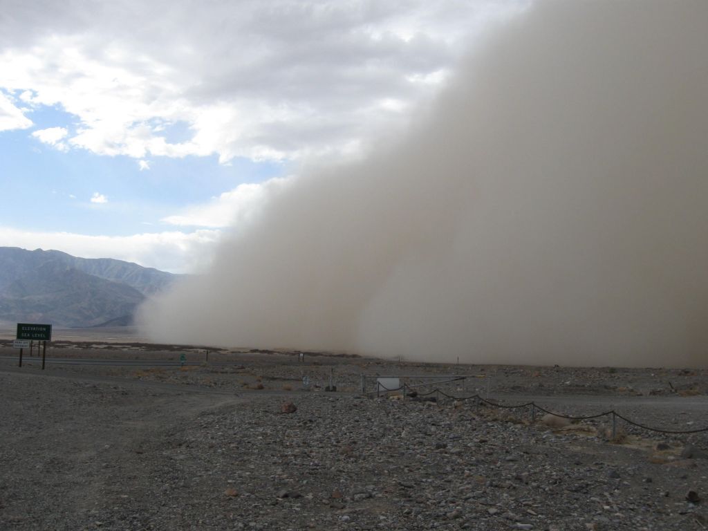 A haboob moving through Furnace Creek in Death Valley National Park | Photo: Naomi McGraw/National Park Service