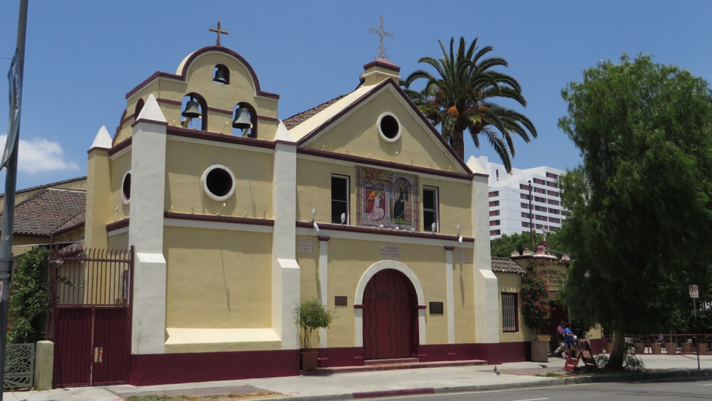 “Herencia hispana”: From Pueblo to Metropolis
