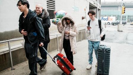 Americans stranded as war erupted struggle to get home