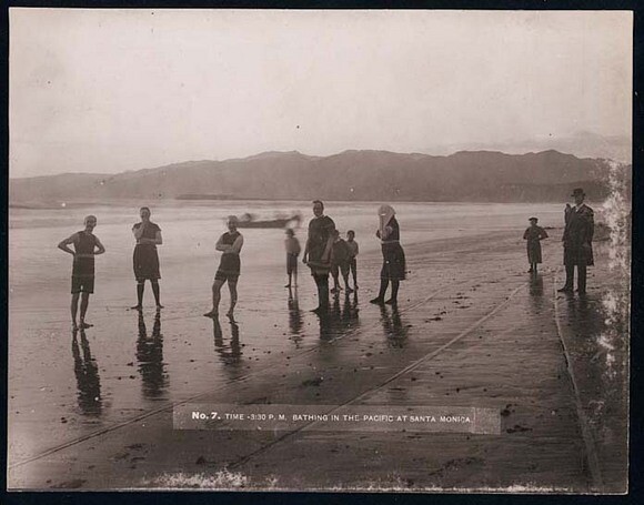 Bathing_in_the_Pacific-thumb-580x455-89081
