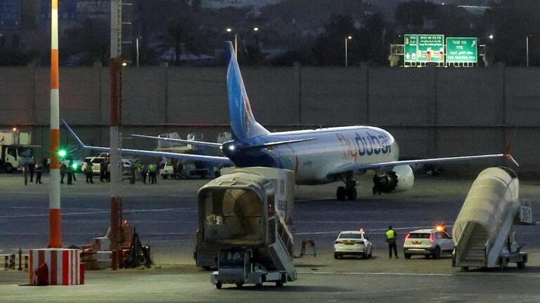 Passengers describe stopping alleged attempt to crash flight