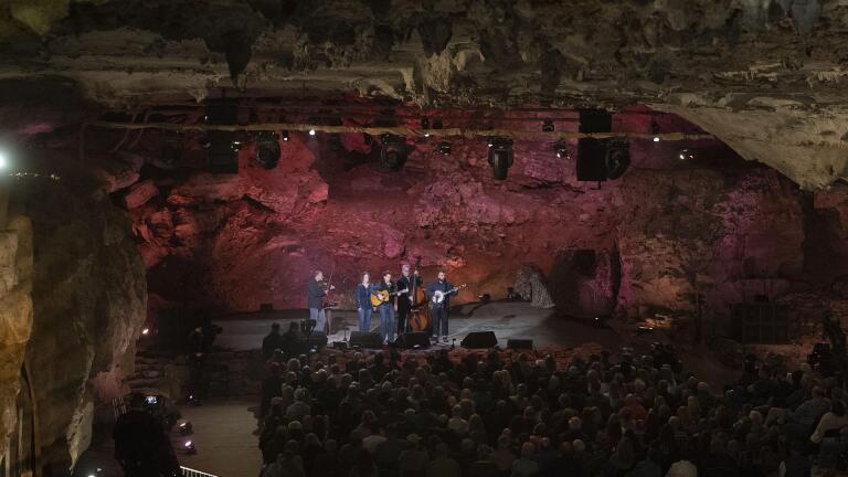 Tim O'Brien Bluegrass Band "Three Thin Dimes"