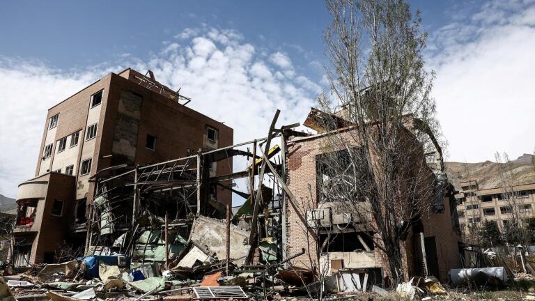 April 6, 2026 - PBS News Hour full episode