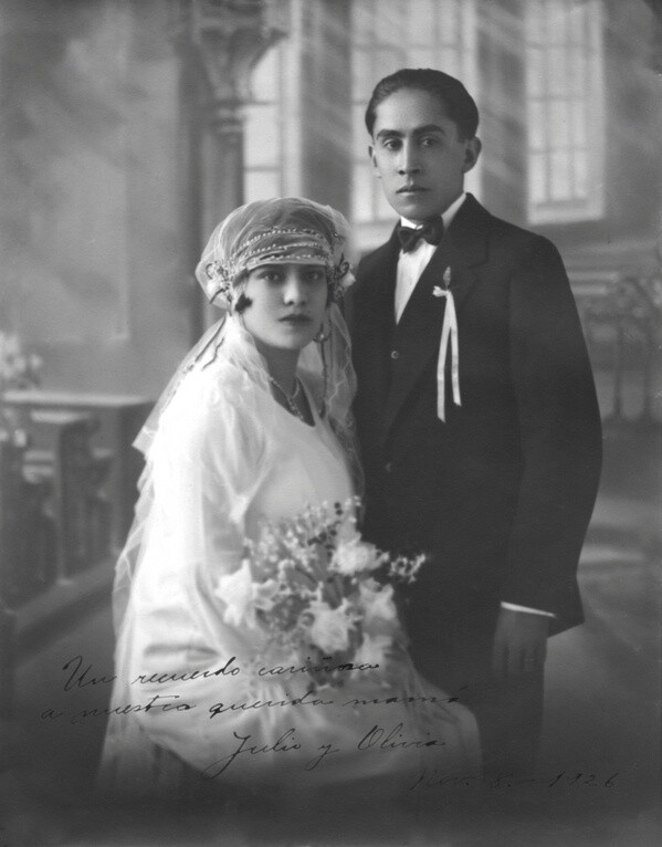 Julio and Olivia Casamiento: wedding picture of my grandfather and grandmother, 1926