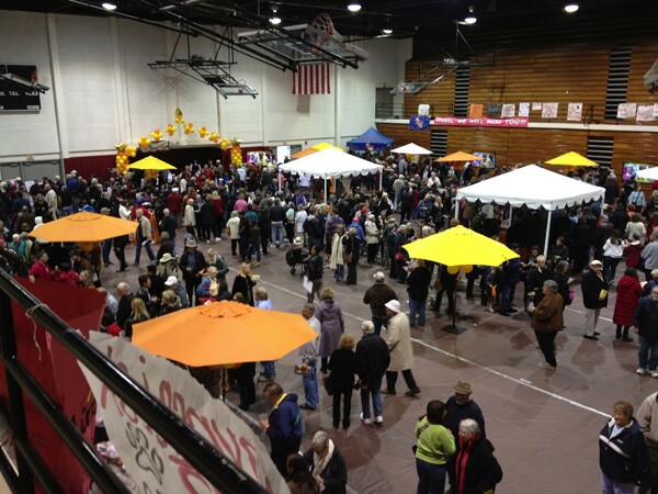 The Chapman University gymnasium, full of Huell Howser fans and many of the businessowners whom Howser interviewed on his show.