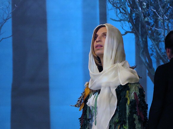 Laurie Rubin sings the roles of the Voice/Witch at a "Vireo" rehearsal. | Photo: Sheri Candler.