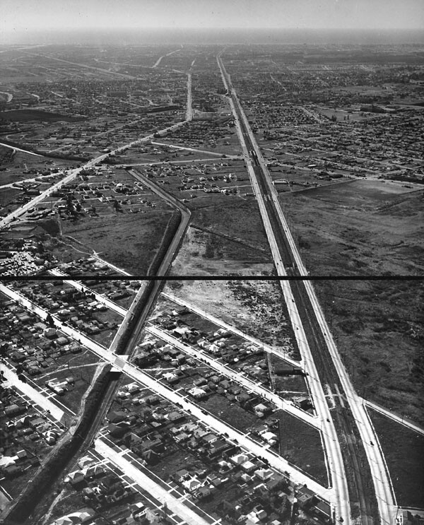 1940 aerial view of Venice Boulevard stretching toward the sea. Courtesy of the USC Libraries - Dick Whittington Photography Collection.