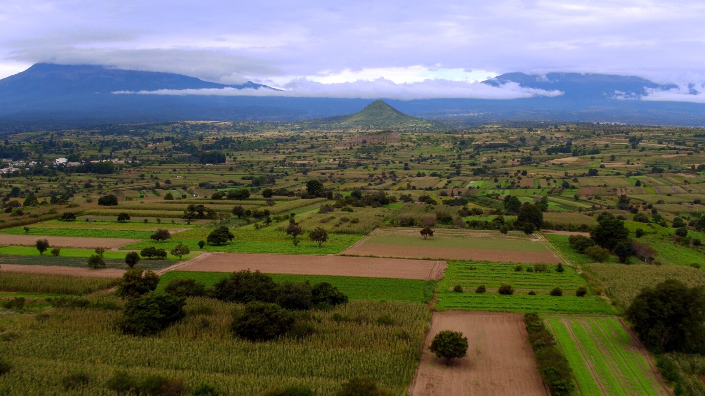 mystery of the mountain hidden in plan view