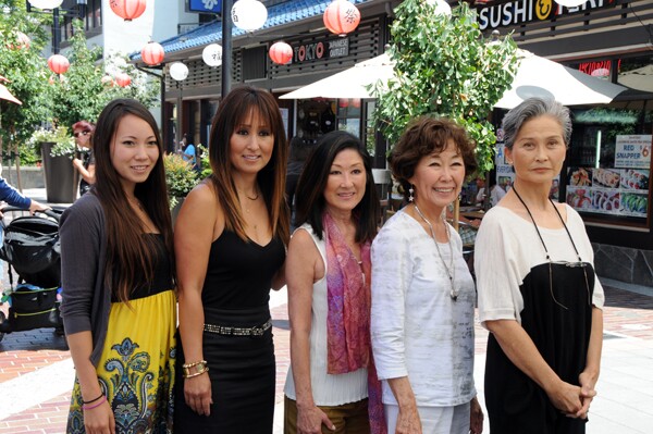 primary_former_nisei_week_queens