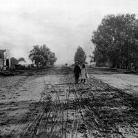 Sunset Boulevard at Gower in 1907. Courtesy of the Photo Collection - Los Angeles Public Library.