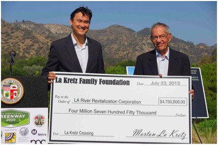 Omar Brownson, Executive Director of River L.A. and Morton La Kretz, donor to the North Atwater Bridge Crossing | River L.A.