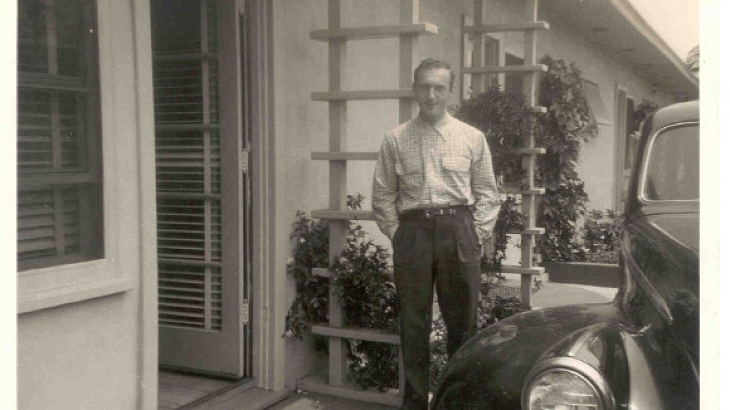 Walter_Arlen_1.jpg
