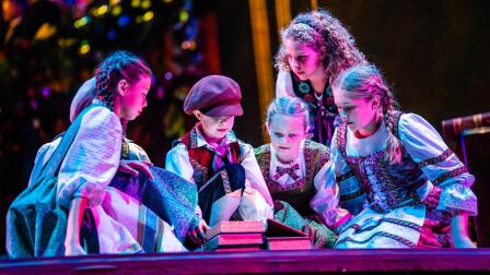 Angels from the Realms of Glory