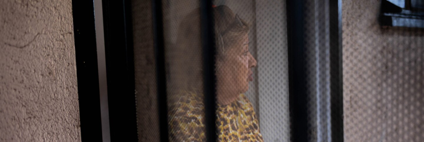 Martha Flores, 80, receives meals at her Sherman Oaks home on Thursday, March 19, 2020 from the Valley InterCommunity Council as she follows orders not to go out during the coronavirus outbreak. | Sarah Reingewirtz/MediaNews Group/Pasadena Star-News
