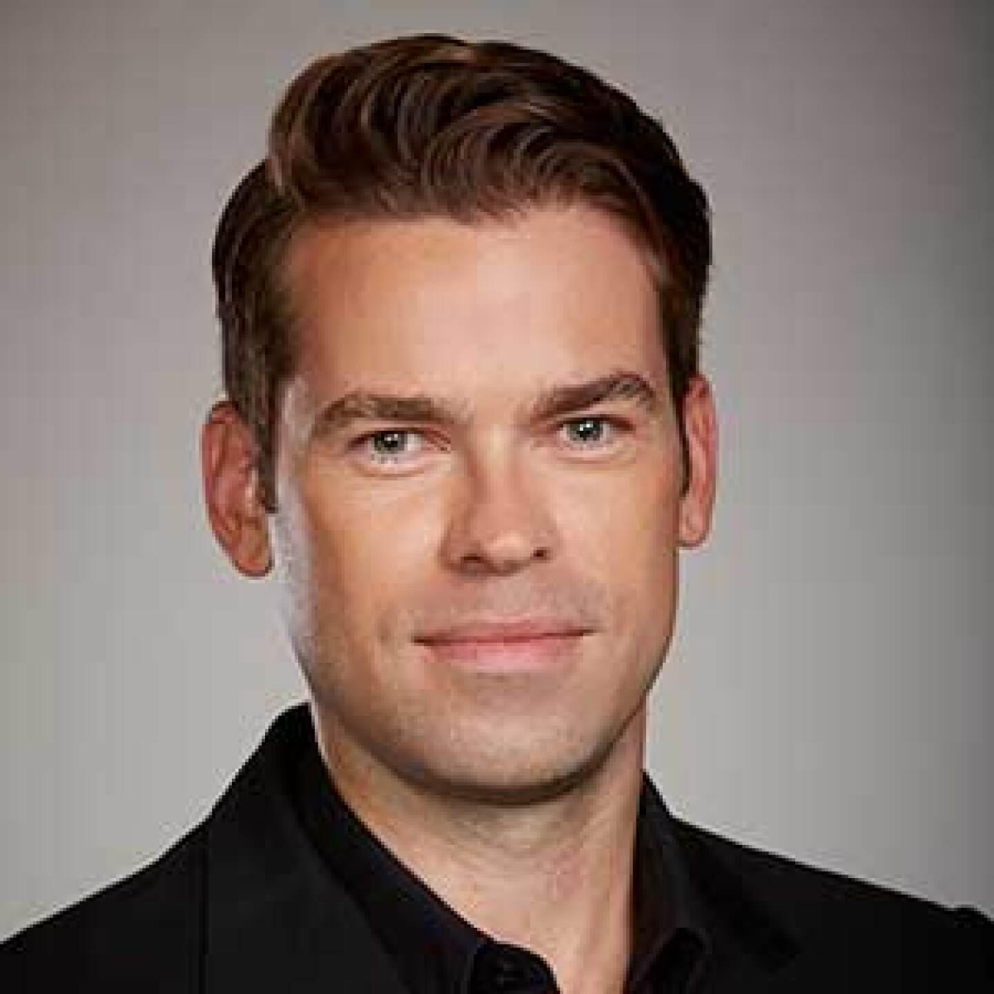 derrickshore_300.jpg