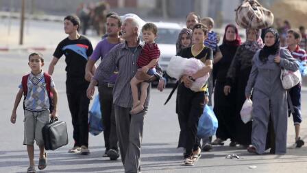 Residents flee Northern Gaza after Israel warns of strikes