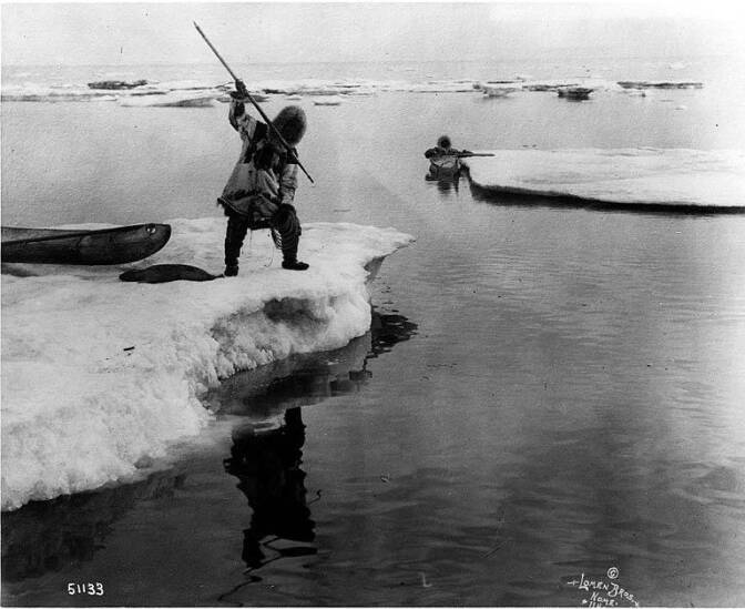 Traditional Native Alaskan seal hunting, circa 1911. | Public Domain