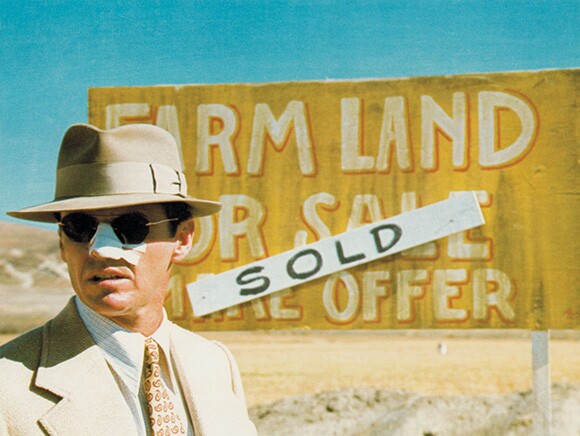 <em>Chinatown.</em>