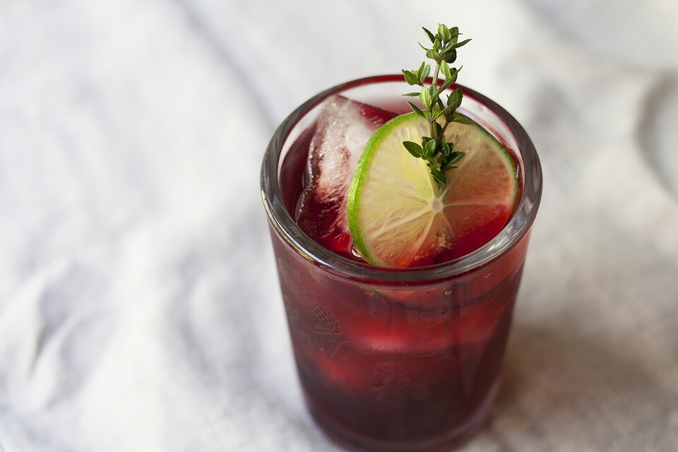 Hibiscus Flower Spritz