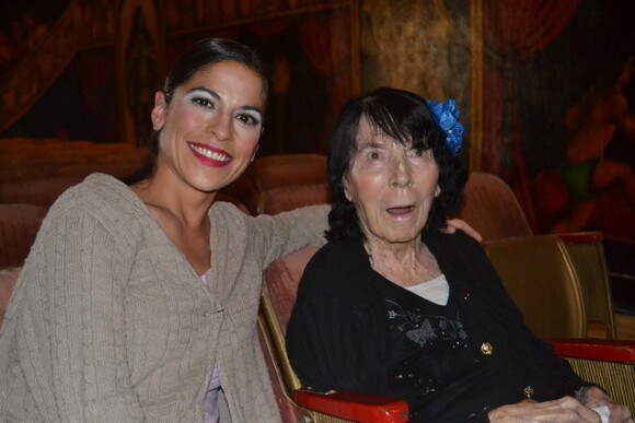 Ballerina Jenna McClintock and Marta Becket in a recent photo. | Photo: Courtesy of Pahrump Valley Times.
