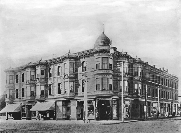Built in 1893, the Vogel Block once stood at the southwest corner of Seventh and Broadway. Circa 1910 photo courtesy of the Title Insurance and Trust / C.C. Pierce Photography Collection, USC Libraries.