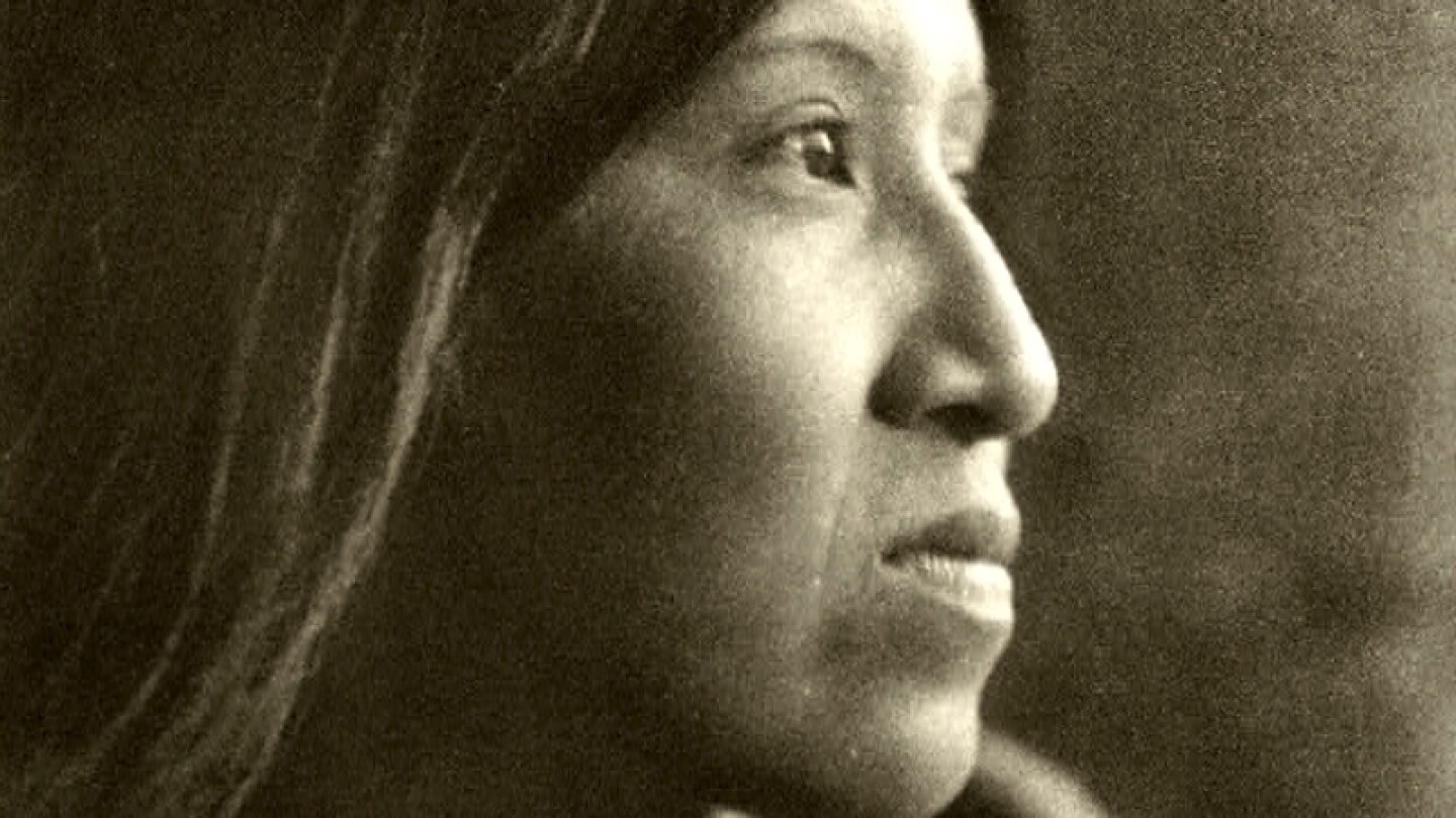 edward_s._curtis_collection_cahuilla-woman_056.jpg