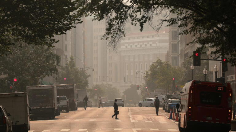 News Wrap: Smoke from wildfires leads to unsafe air quality