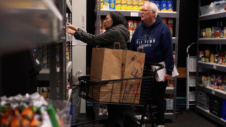 Cuts to SNAP benefits push many to seek help from food banks