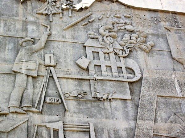 Bombing memorialized | Photo: Hadley Meares