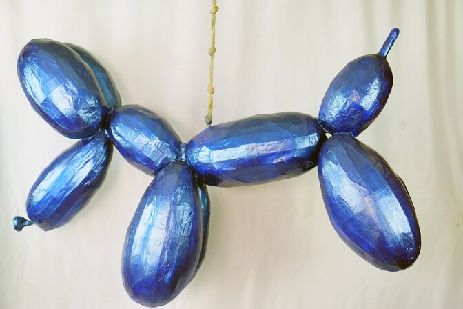 Jeff Koons piñata commissioned by LACMA | Courtesy of Piñata Design Studio